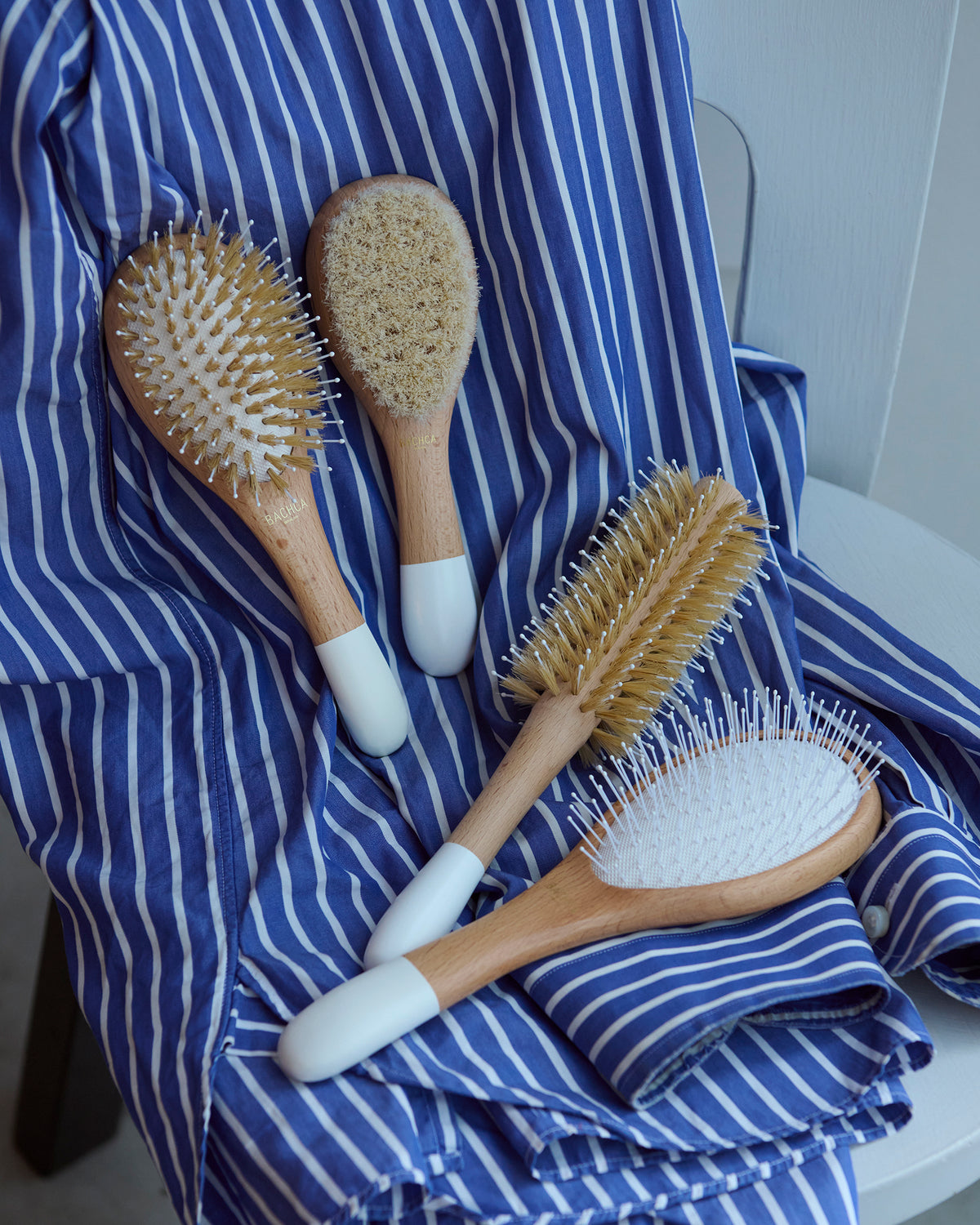 デタングリング＆ボリュームヘアブラシ ナイロン